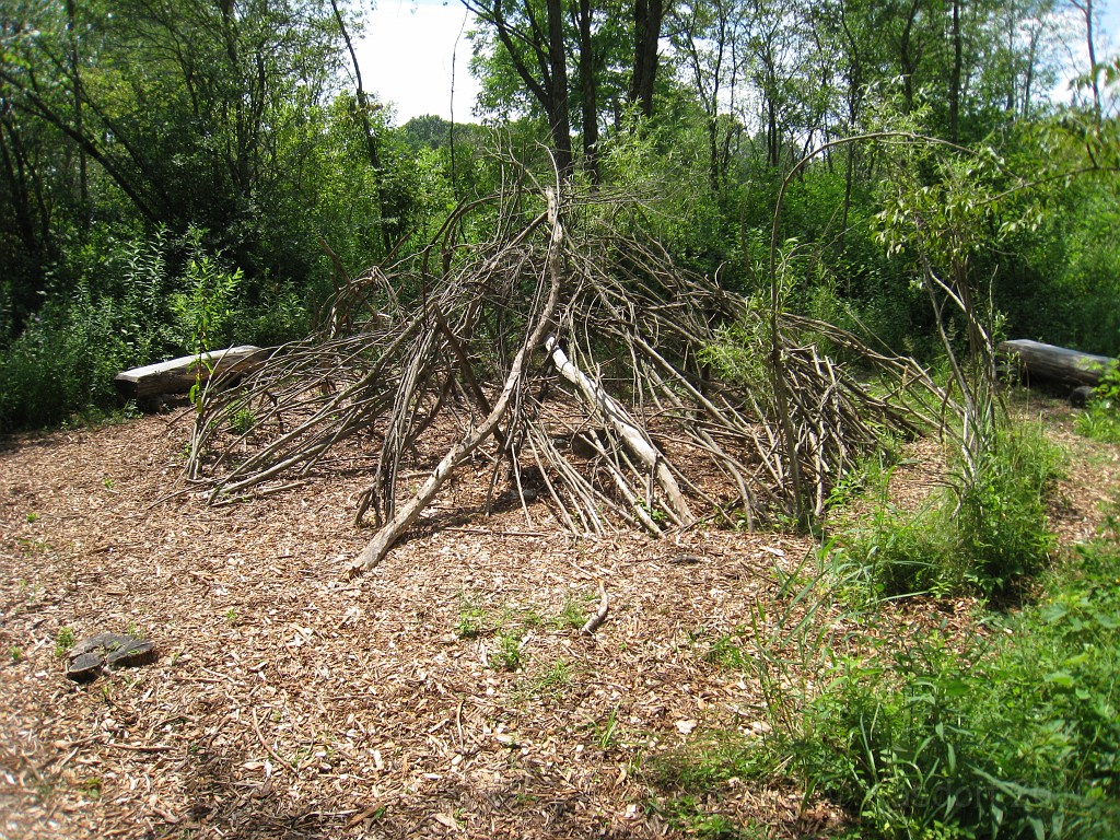 Matthaei Botanical Gardens 2010 0102.jpg - I think maybe a little renovation is in order here, the lodge seems a little to "air conditioned" to me.